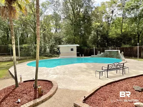 1118 W Carre Dr, Mobile, AL 36618 photo 5