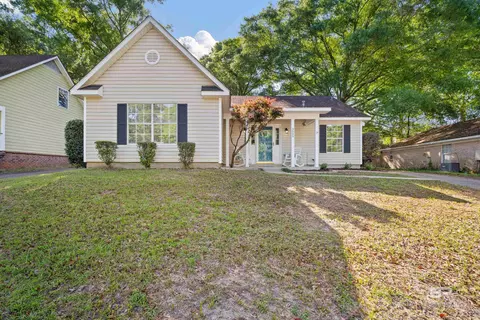 3009 Autumn Ridge Dr, Mobile, AL 36695