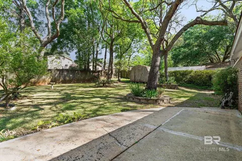 Exterior - 2636 E Old Dobbin Dr, Mobile, AL 36695 photo 6 of 8