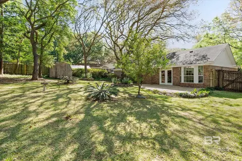 Exterior - 2636 E Old Dobbin Dr, Mobile, AL 36695 photo 8 of 8