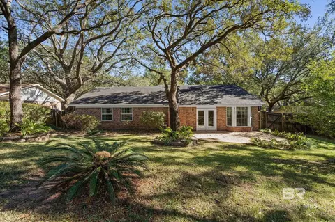 Exterior - 2636 E Old Dobbin Dr, Mobile, AL 36695 photo 2 of 8