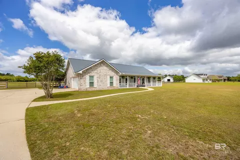9855 Stucki Rd, Elberta, AL 36530