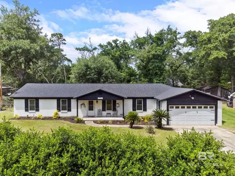 9926 Clarke Ridge Rd, Foley, AL 36535