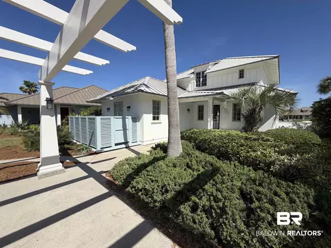 458 Beach Club Trl #COTTAGE 4, Gulf Shores, AL 36542