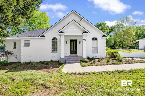 727 N Artillery Range, Spanish Fort, AL 36527