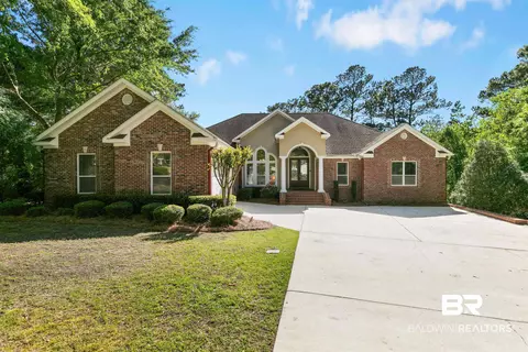8664 Hickory Ct, Spanish Fort, AL 36527