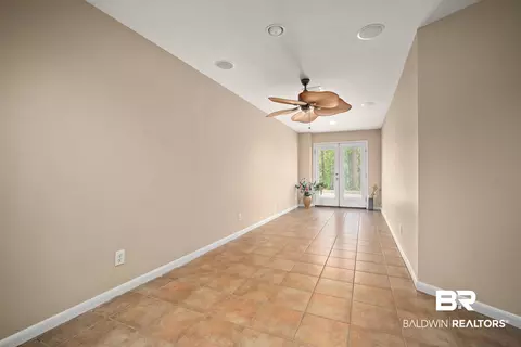 Entry Way - 3780 Pelham Dr, Mobile, AL 36619 photo 7 of 8