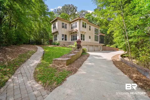 Exterior - 3780 Pelham Dr, Mobile, AL 36619 photo 2 of 6