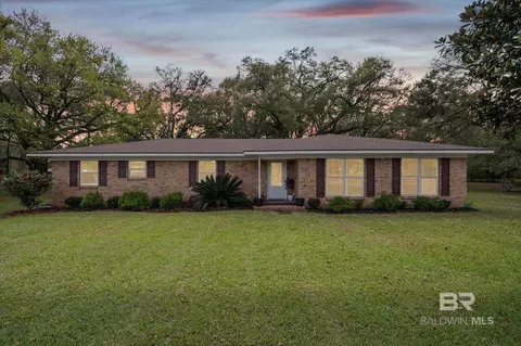 2331 Ila Dr, Mobile, AL 36605