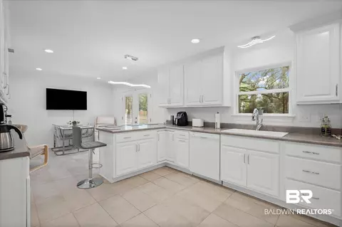 2331 Ila Dr, Mobile, AL 36605 photo 9