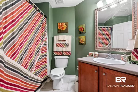 Bath - 5179 E Mossberg Dr, Theodore, AL 36582 photo 4 of 4