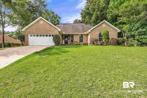 25560 Lakeland Dr, Loxley, AL 36551