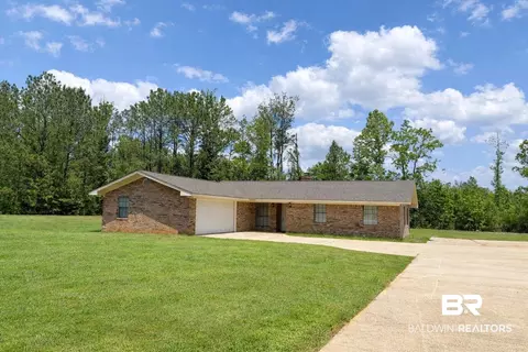 294 Wolf Log Rd, Flomaton, AL 36441