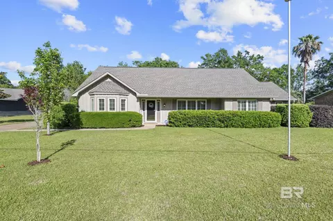 904 N Holly Blvd, Foley, AL 36535