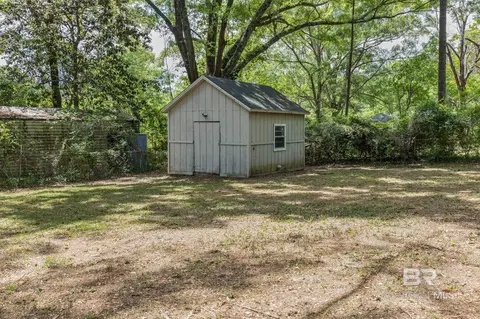 Exterior - 2404 Pavan Dr, Mobile, AL 36693 photo 3 of 4