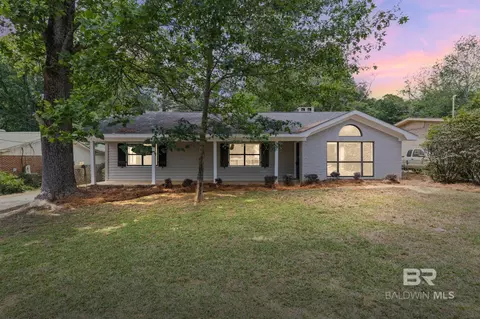 2404 Pavan Dr, Mobile, AL 36693