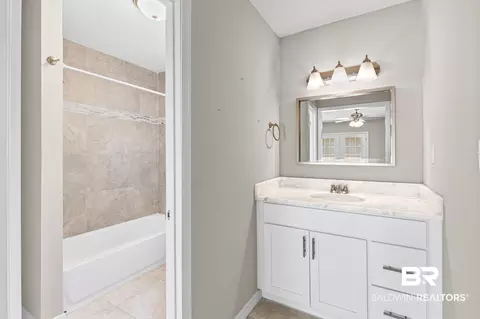 Bath - 2404 Pavan Dr, Mobile, AL 36693 photo 2 of 2