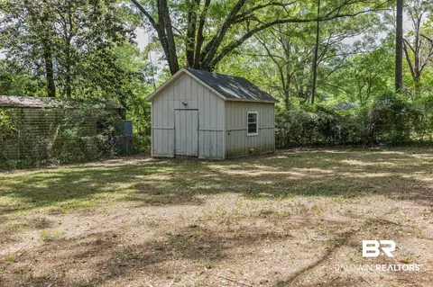 Exterior - 2404 Pavan Dr, Mobile, AL 36693 photo 6 of 7