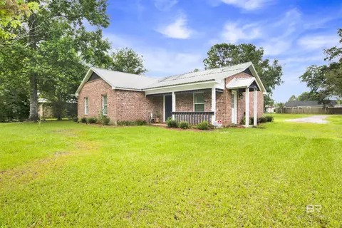 715 W Orchid Ave, Foley, AL 36535