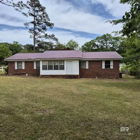 102 Lakewood Dr, Evergreen, AL 36401