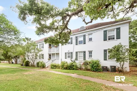 Exterior - 214 Upham St #3D, Mobile, AL 36607 photo 9 of 10