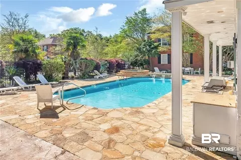 Exterior - 214 Upham St #3D, Mobile, AL 36607 photo 7 of 10