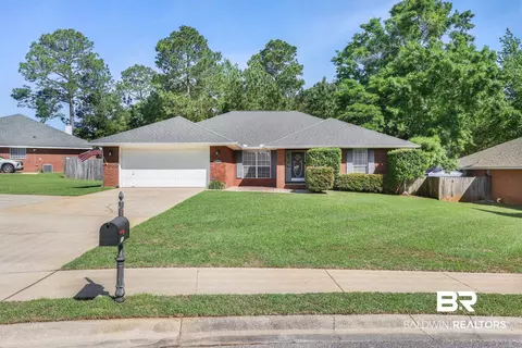 11693 Madrone Ln, Spanish Fort, AL 36527