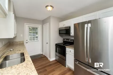 116 N University Blvd, Mobile, AL 36608 photo 3