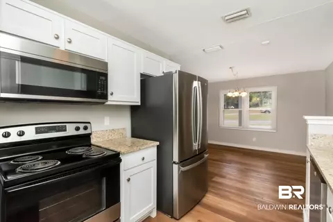 116 N University Blvd, Mobile, AL 36608 photo 5