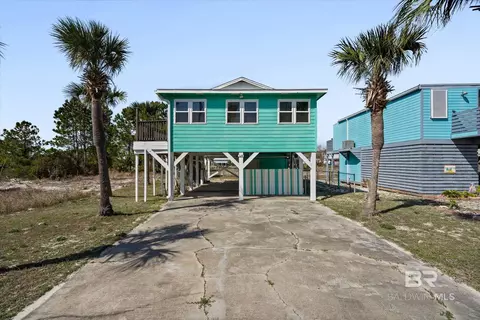 528 W 1st Ave, Gulf Shores, AL 36542