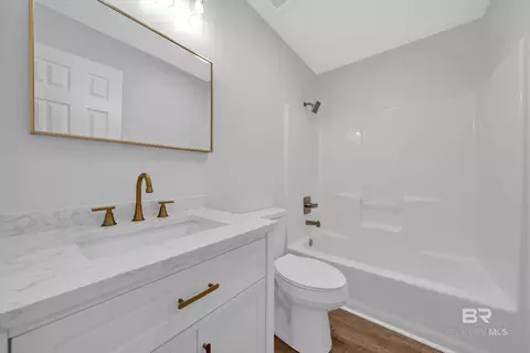 Bath - 13205 Hackberry Dr, Mobile, AL 36608 photo 2 of 2