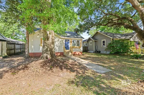 Exterior - 309 Morgan Ave, Mobile, AL 36606 photo 3 of 7