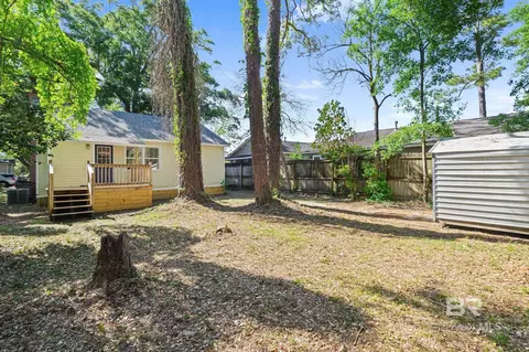 Exterior - 309 Morgan Ave, Mobile, AL 36606 photo 4 of 7