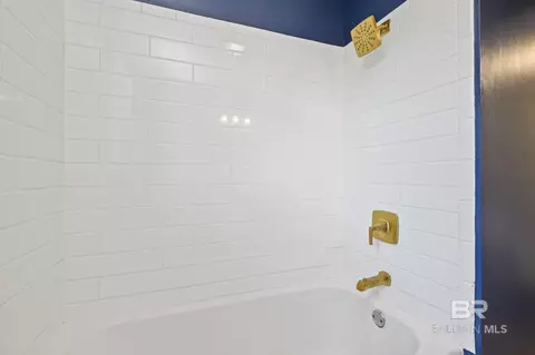 Bath - 309 Morgan Ave, Mobile, AL 36606 photo 2 of 2