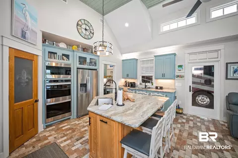 Kitchen - 12088 Gateway Dr, Elberta, AL 36530 photo 2 of 2