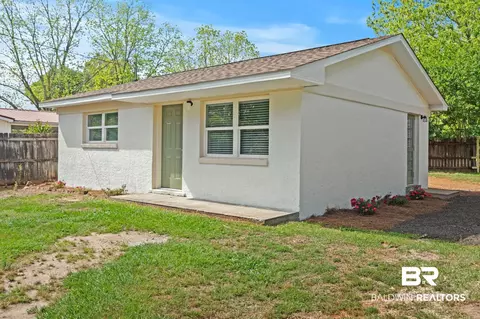 3281 Mason Rd, Walnut Hill, FL 32568