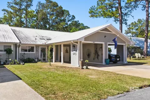1232 E Hummingbird Ln #202, Gulf Shores, AL 36542