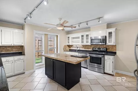 Kitchen - 3724 S Claridge Rd, Mobile, AL 36608 photo 1 of 5