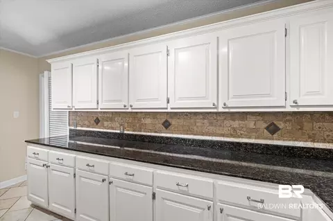 Kitchen - 3724 S Claridge Rd, Mobile, AL 36608 photo 7 of 7