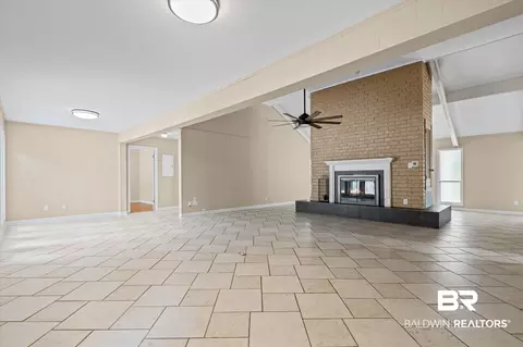 Living - 3724 S Claridge Rd, Mobile, AL 36608 photo 2 of 8