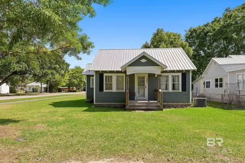 301 W Orange Ave, Foley, AL 36535