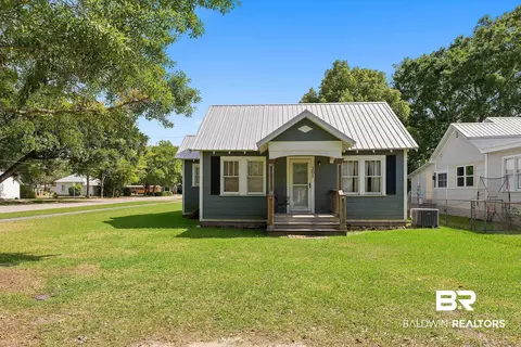 301 W Orange Ave, Foley, AL 36535