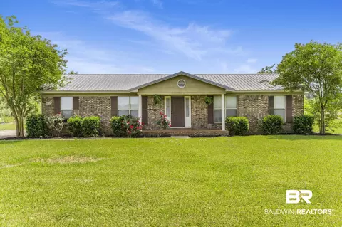 19516 County Road 48, Robertsdale, AL 36567