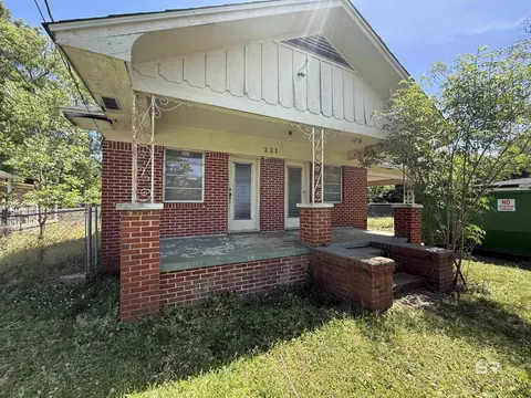 221 Leonard Ave, Prichard, AL 36610