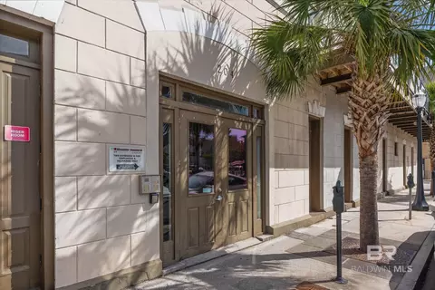 204 Conti St #1B, Mobile, AL 36602