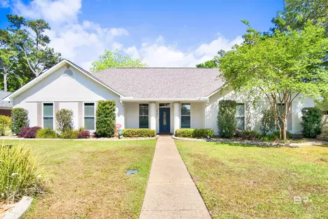 2102 Westchester Dr, Daphne, AL 36526