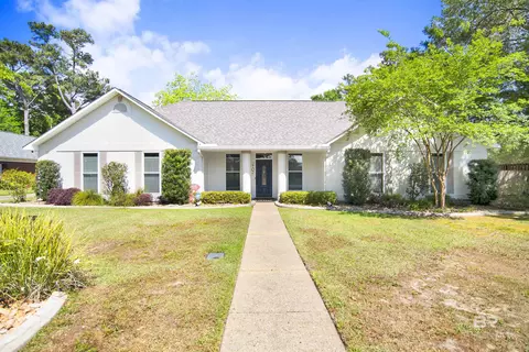 2102 Westchester Dr, Daphne, AL 36526