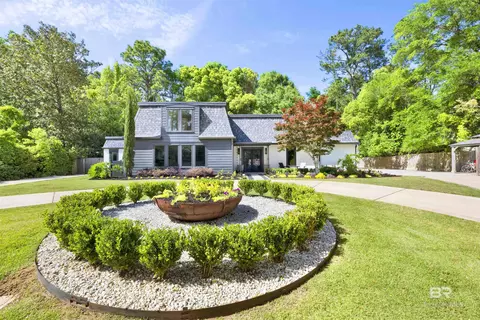 703 Greenwood Ave, Fairhope, AL 36532