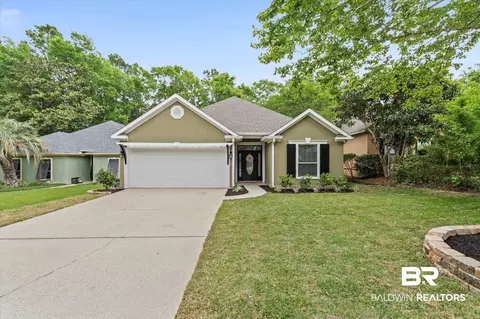 118 Chestnut Rdg, Fairhope, AL 36532