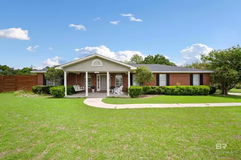 11635 S Hillside Dr, Irvington, AL 36544